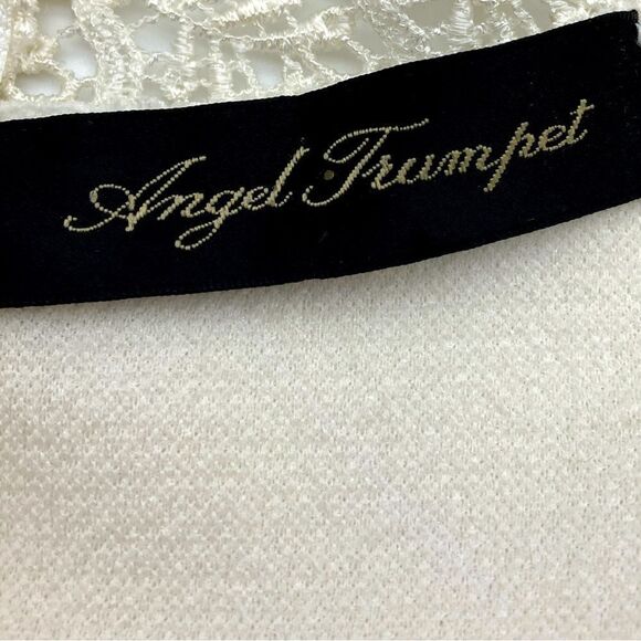 Vintage Angel Trumpet White Lace Blouse Size M - Picture 8 of 8